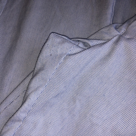 Men’s chinos - Picture 3 of 3